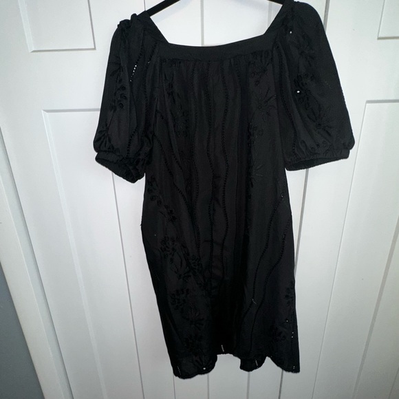 Black Eyelet Puff Sleeve Smocked Dress Large - Picture 6 of 9